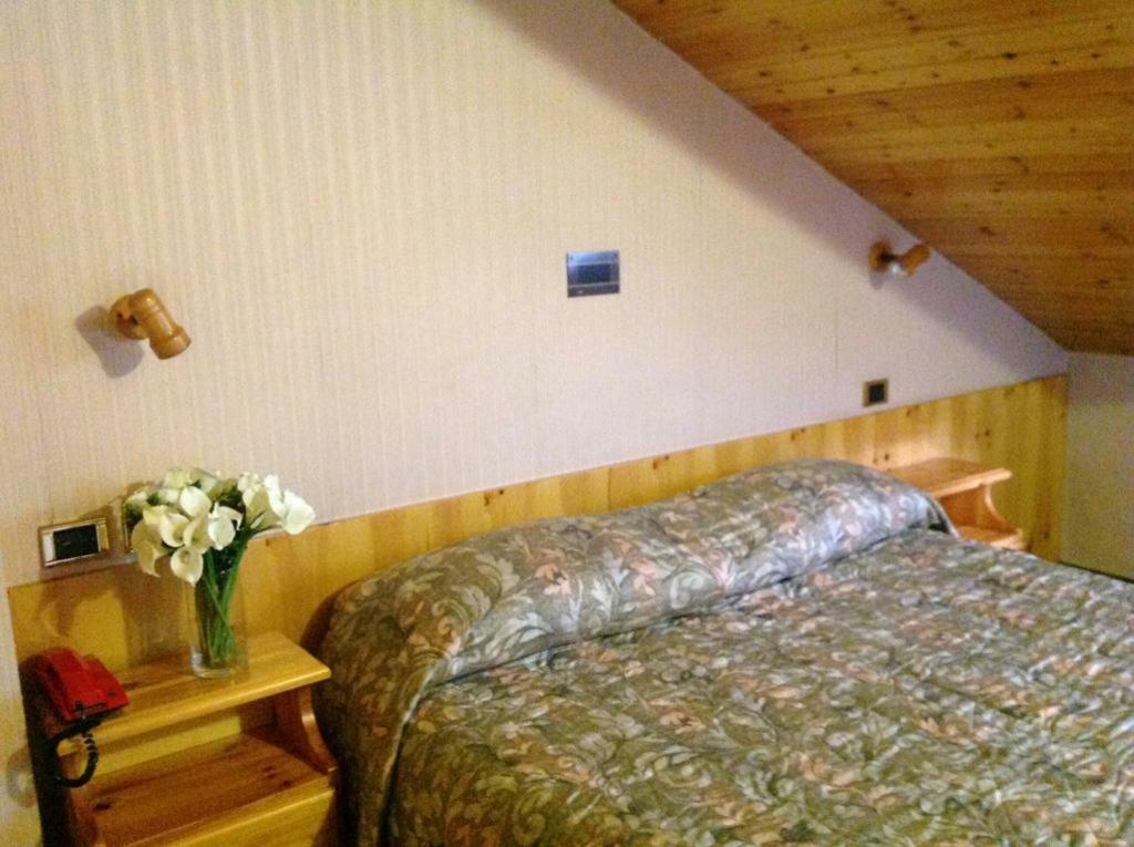 Hotel Ristorante Gromo Kültér fotó